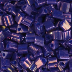 TOHO 11/o Triangle-Purple Metallic #11Tri461
